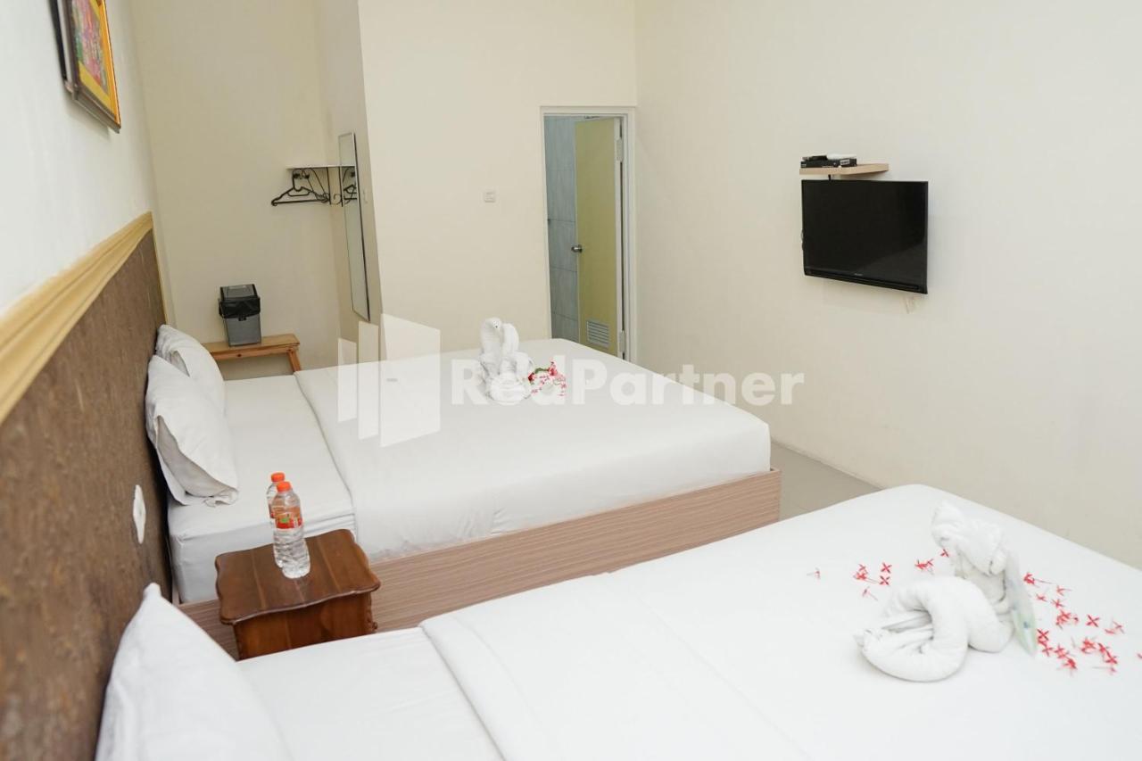 Adisa Homestay Near Saiful Anwar Malang Eksteriør bilde