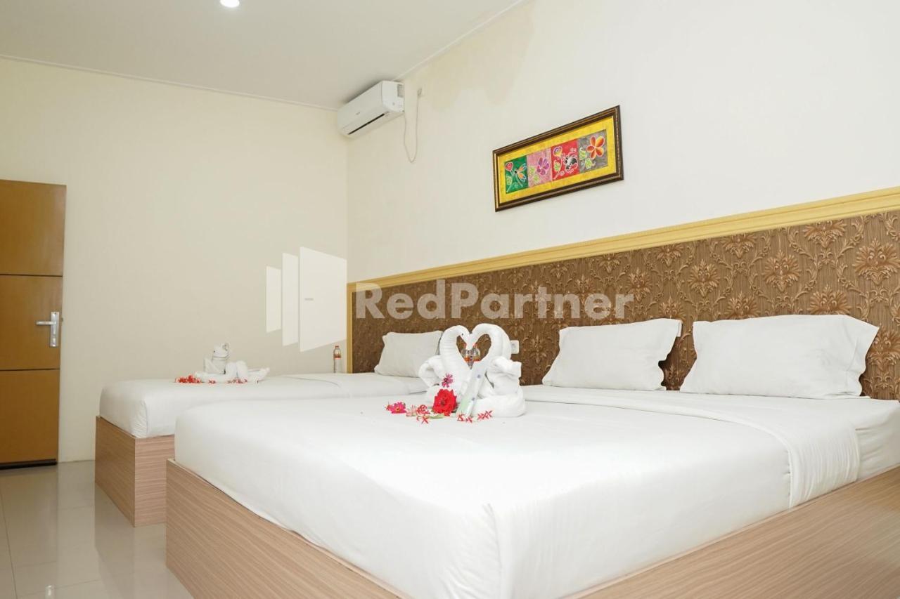 Adisa Homestay Near Saiful Anwar Malang Eksteriør bilde
