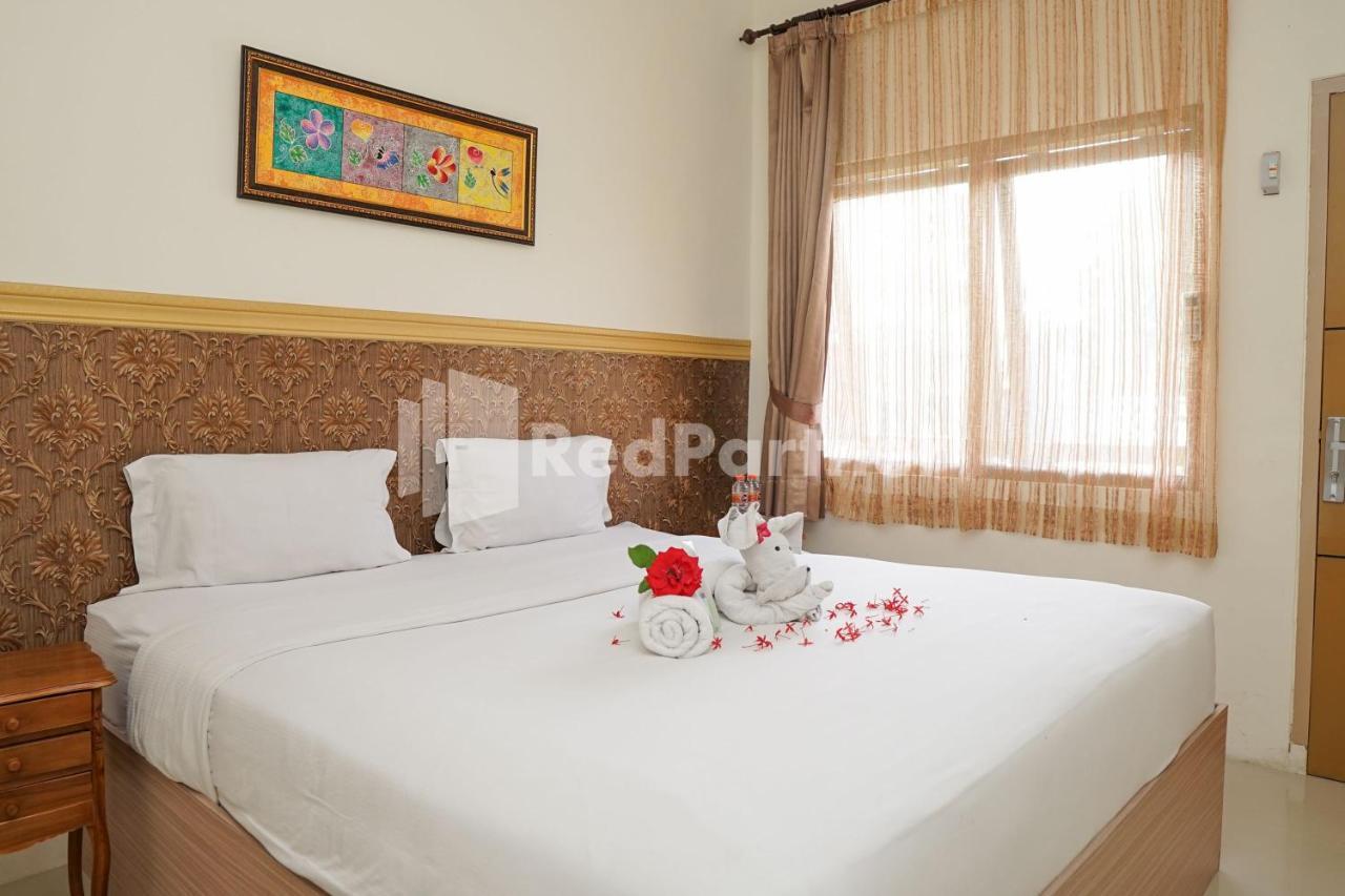Adisa Homestay Near Saiful Anwar Malang Eksteriør bilde